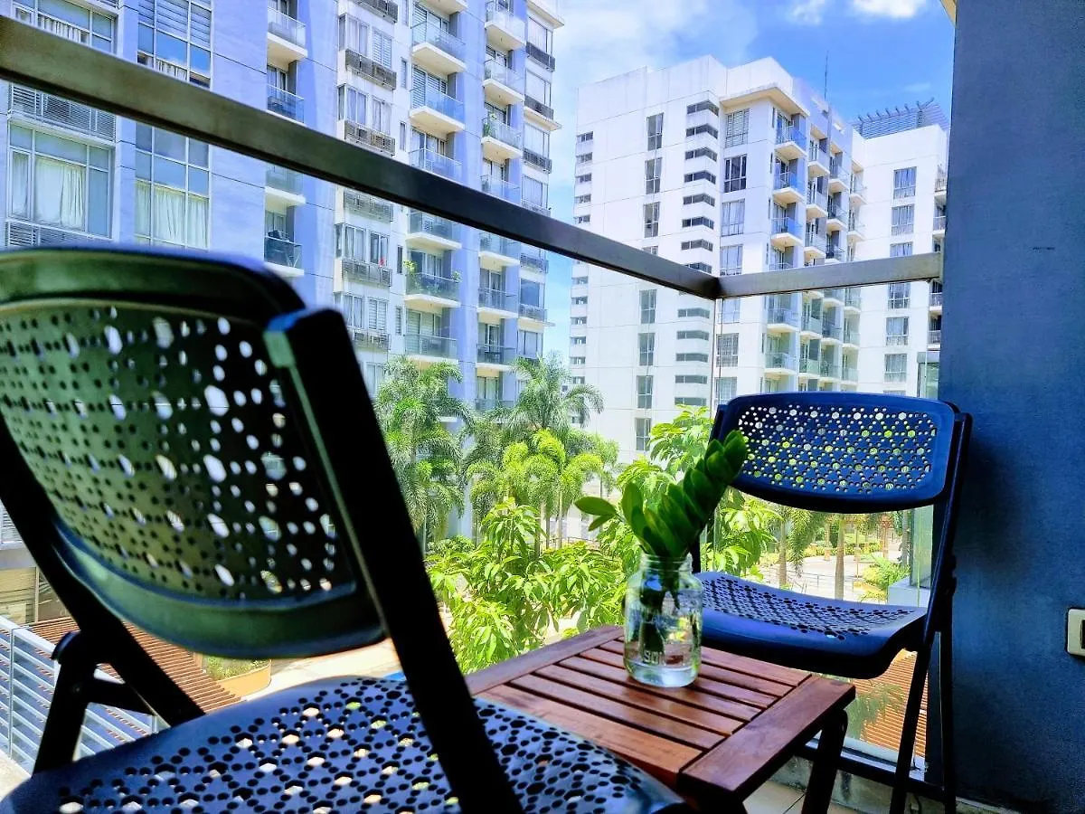 One Palm Tree Villas Condo Across Naia Terminal 3 Manilla Appartement